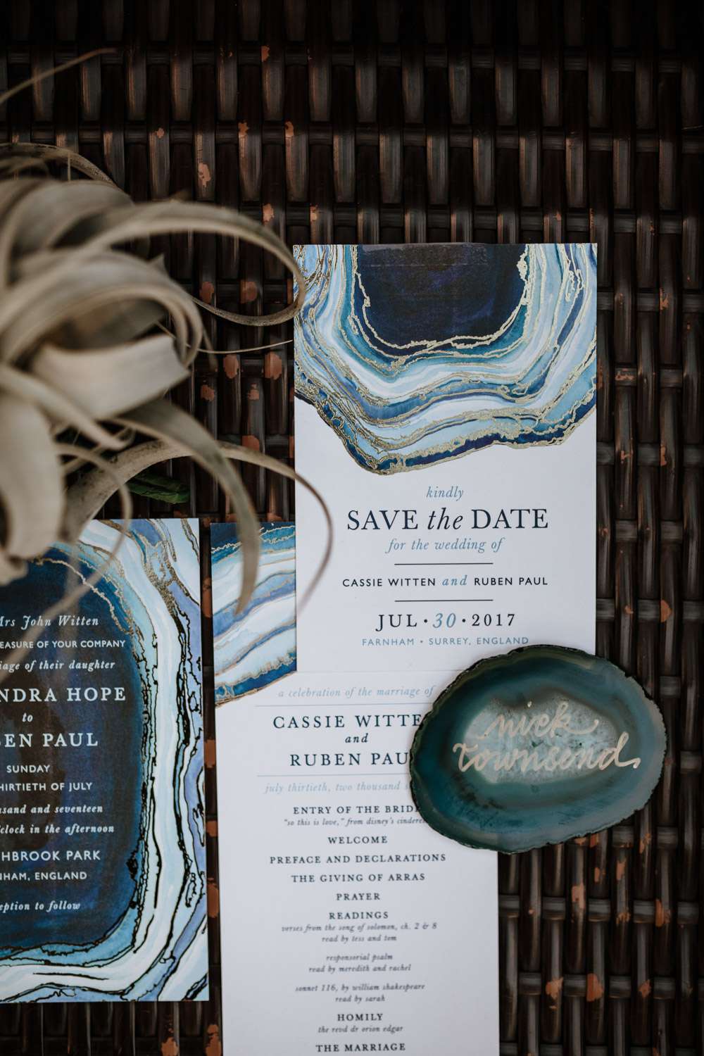 Invitations with geode illustration with blue shades and gilded edges