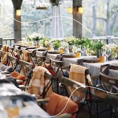 blankets at winter wedding