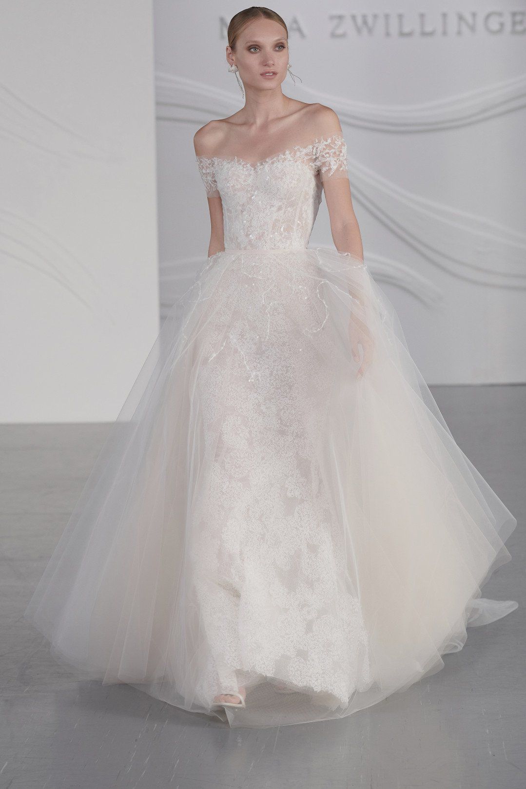 Mira Zwillinger spring 2022