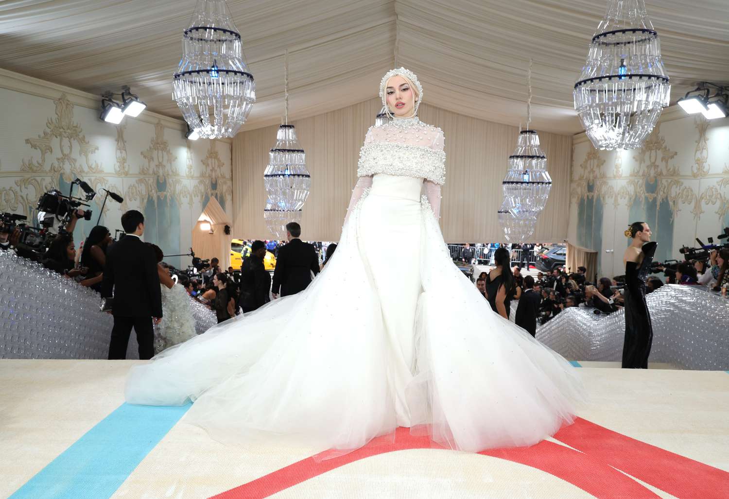 ava max at 2023 met gala