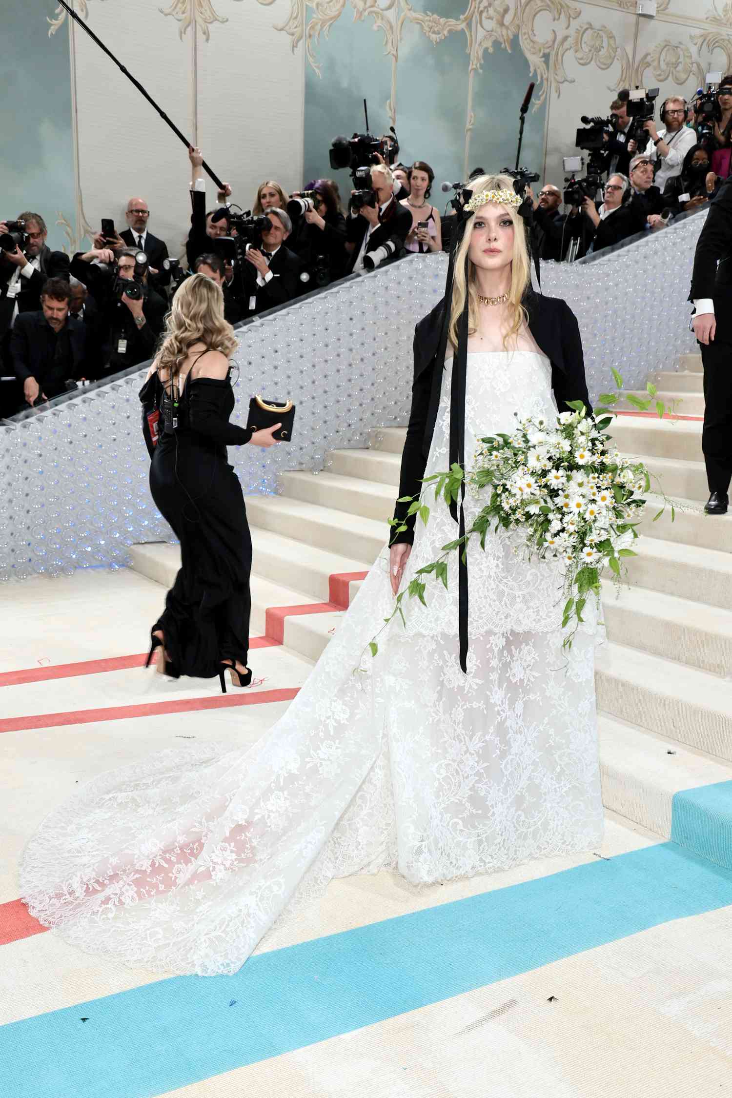 elle fanning at 2023 met gala