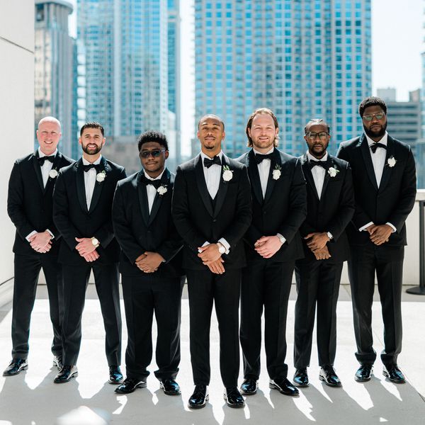 groom and groomsmen portrait