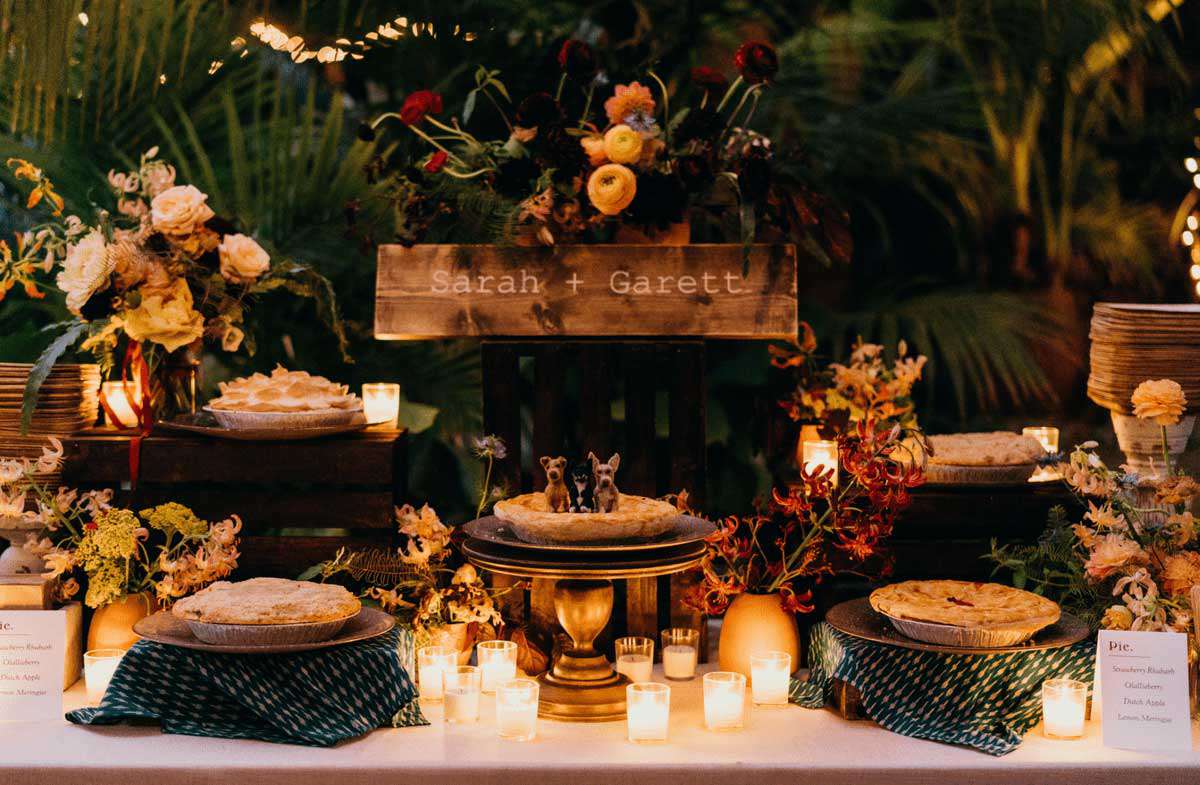 Pie dessert table