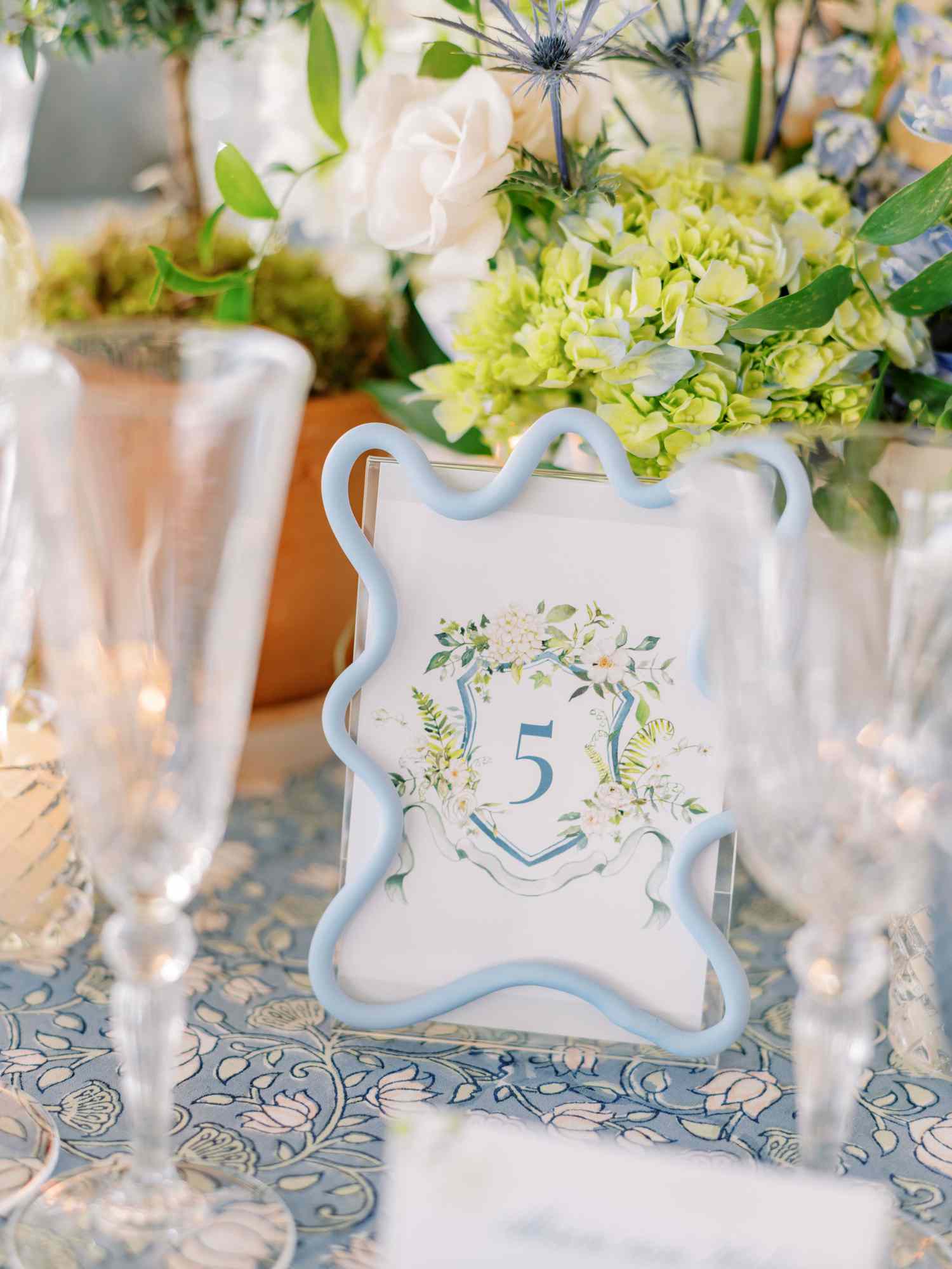 table numbers with custom crest