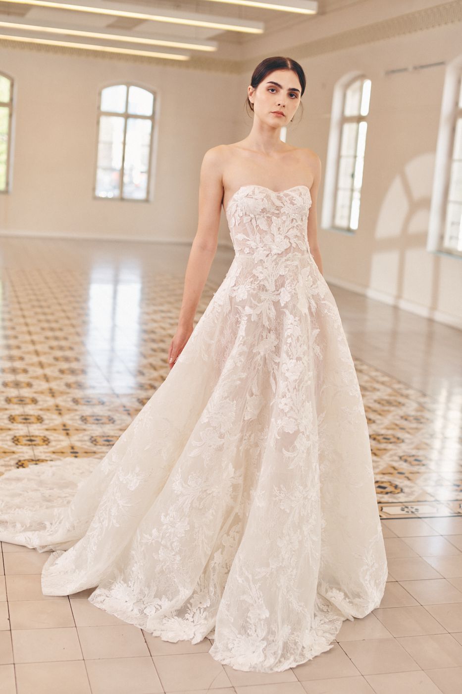 strapless wedding dress