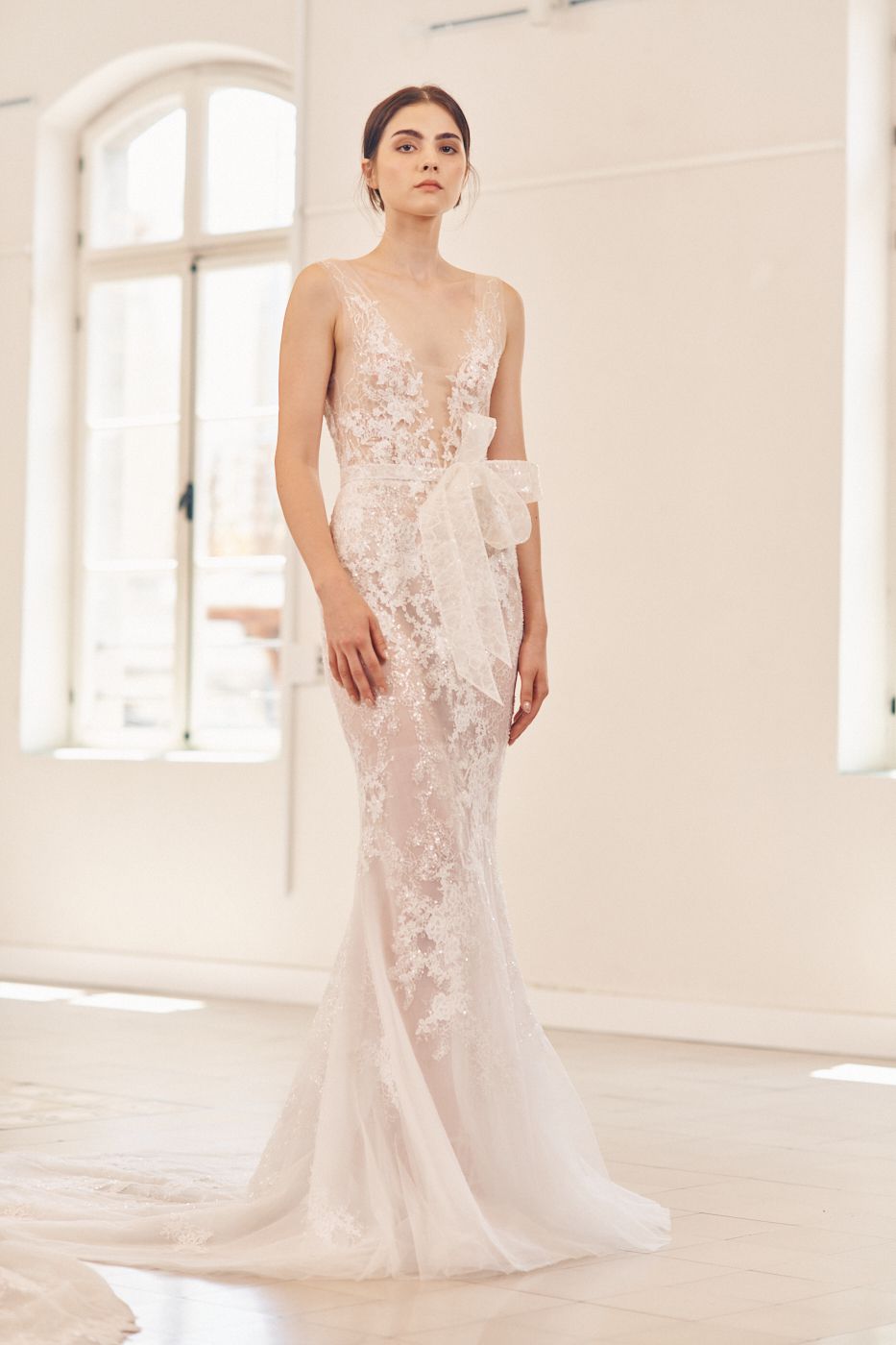 v-neck wedding dress