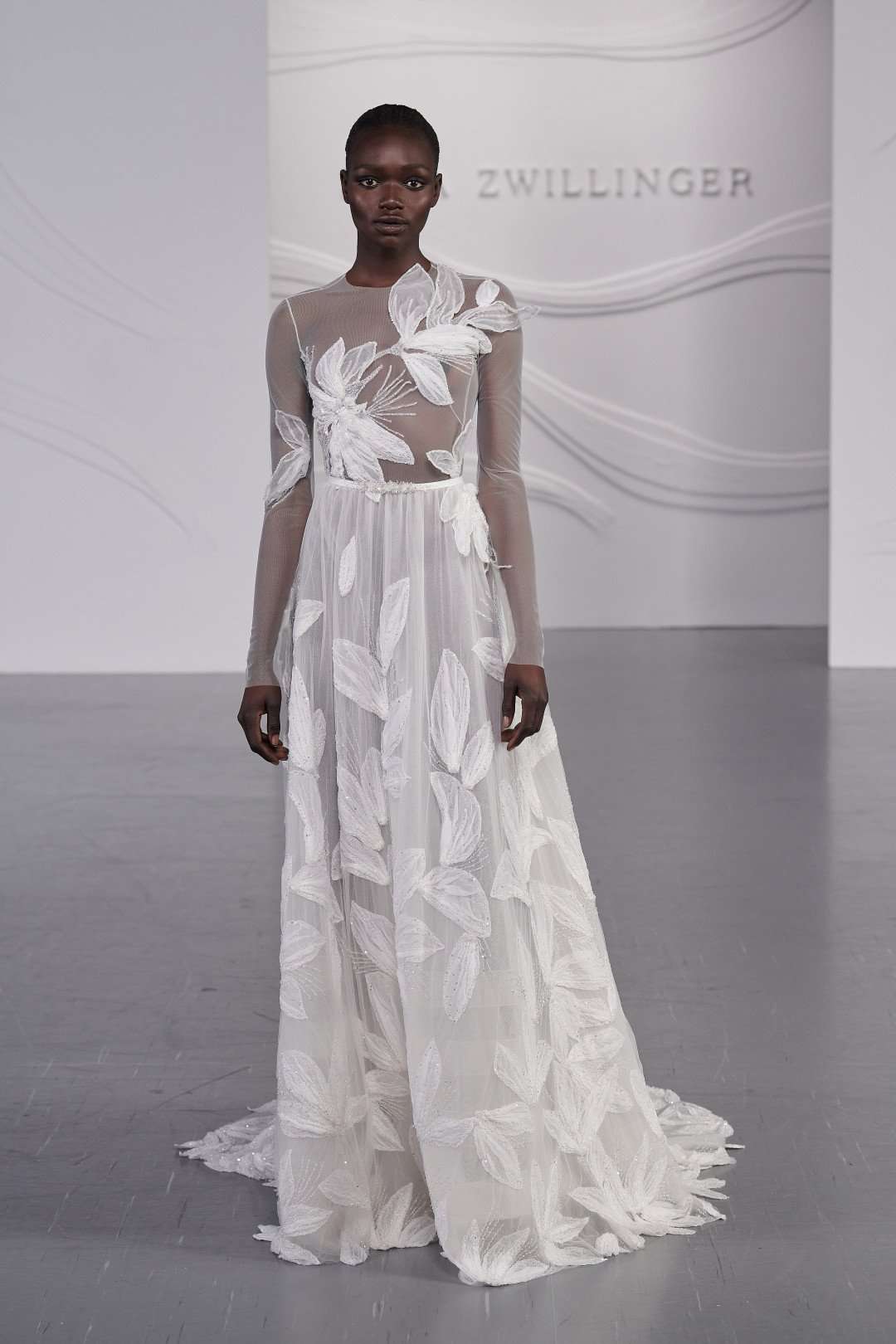 Mira Zwillinger spring 2022