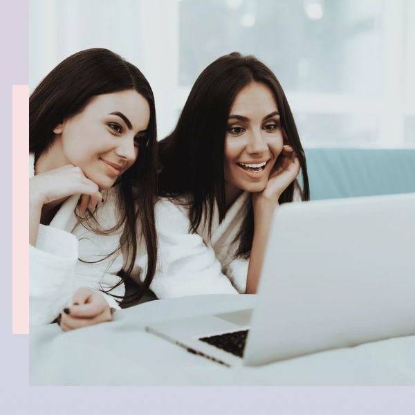 women on computer
