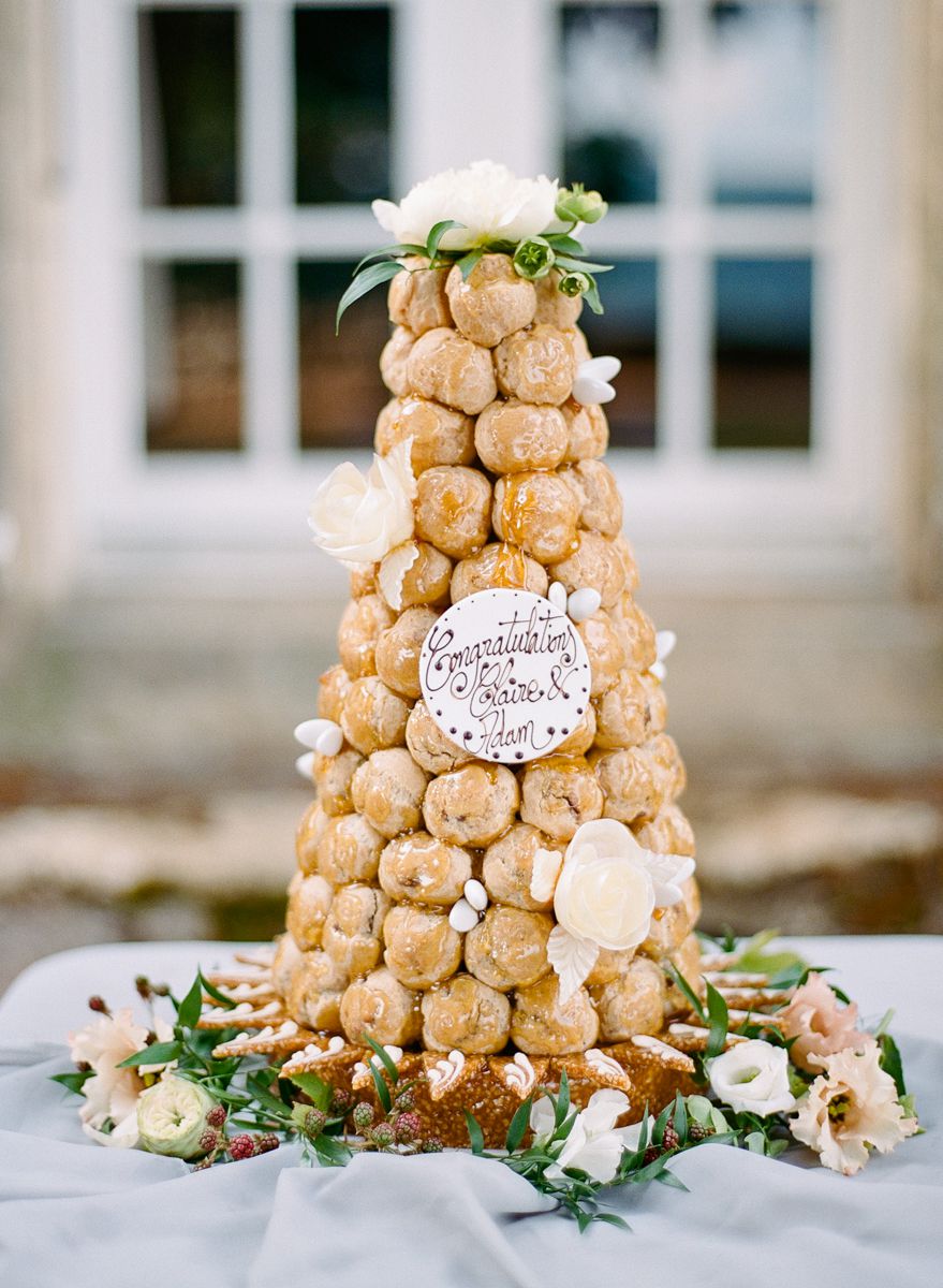 Profiterole tower