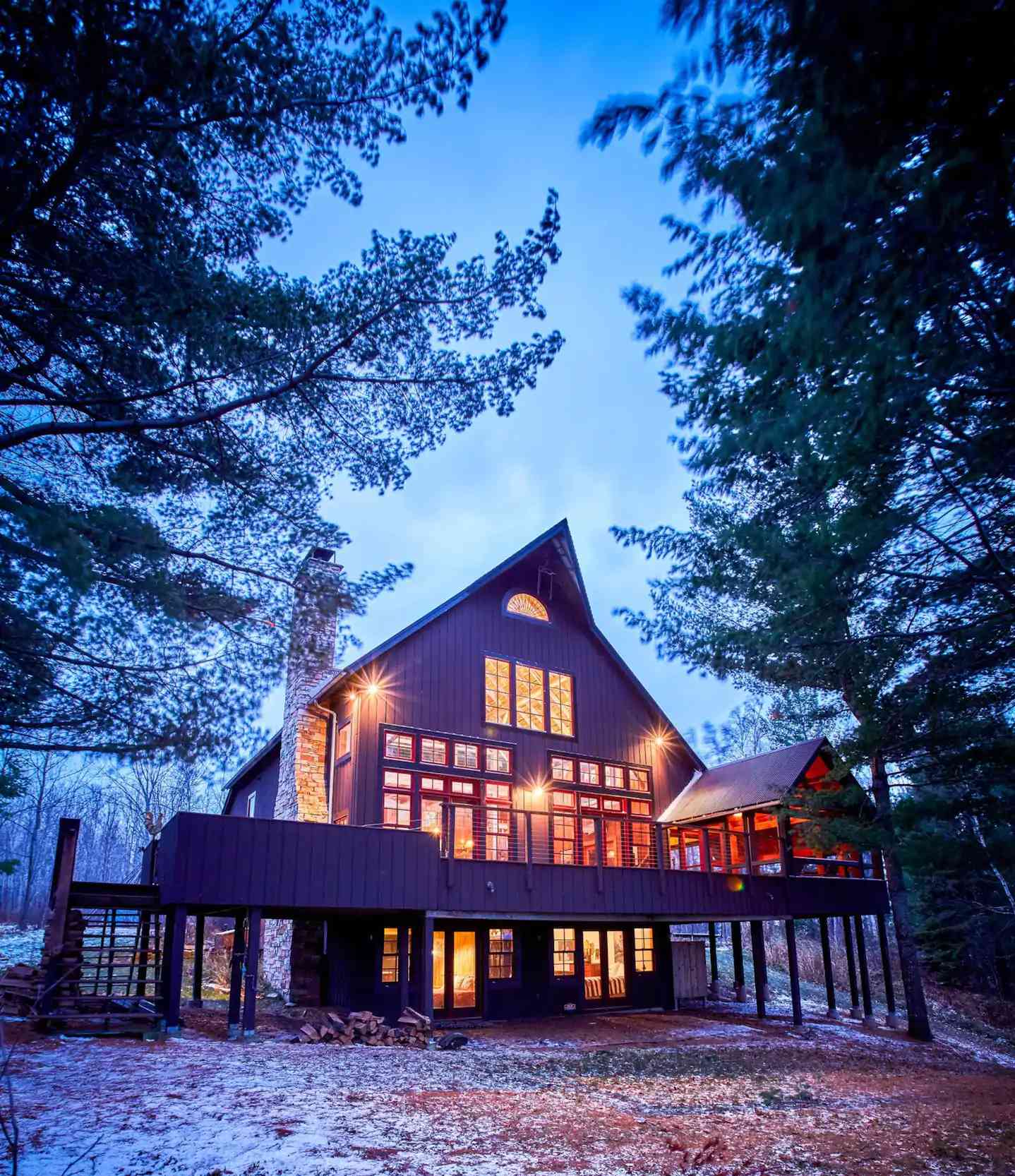 Exterior evening photo of a Airbnb wedding venue barn in Wisconsin